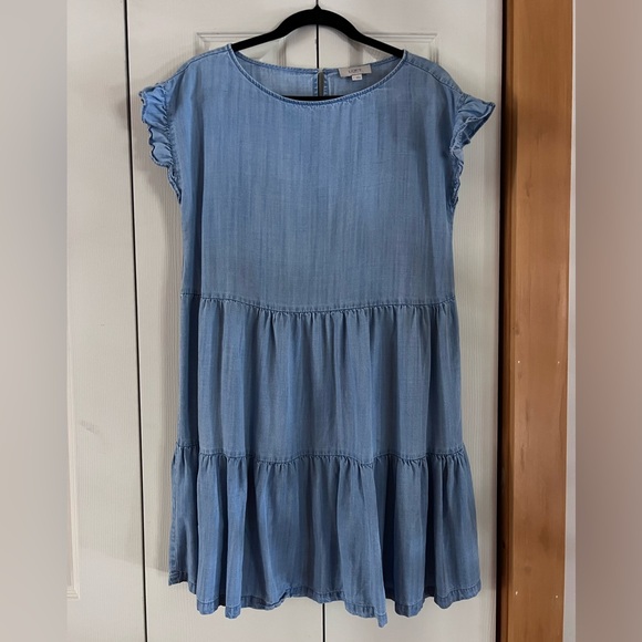 LOFT Dresses & Skirts - LOFT chambray tiered ruffle-sleeve mini dress